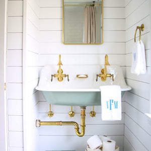 Bathroom Diaries: Victoria Ford