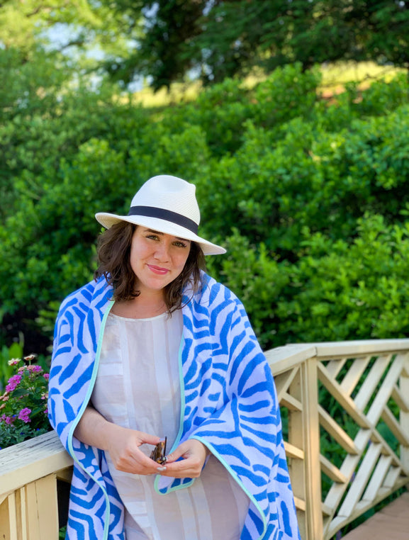 Weezie Hype Girl: Robin Verrier