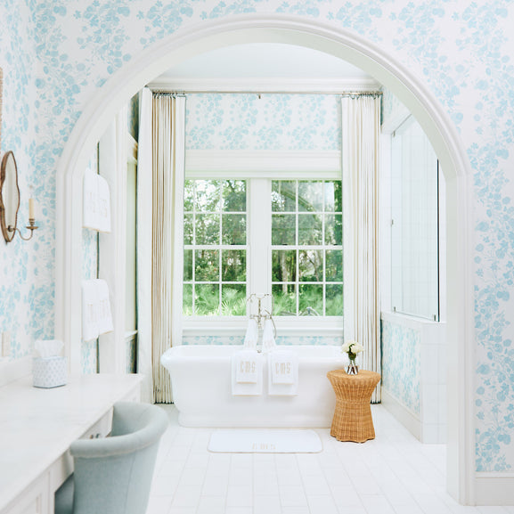 Bathroom Diaries: Liz Williams