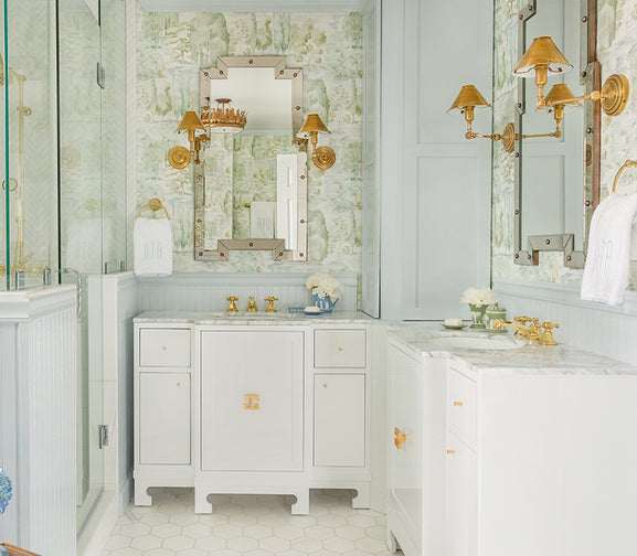 Bathroom Diaries: Tori Alexander