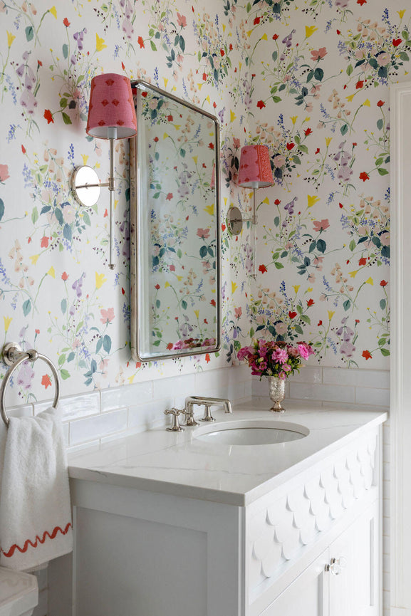 Bathroom Diaries: Annie Delaporte