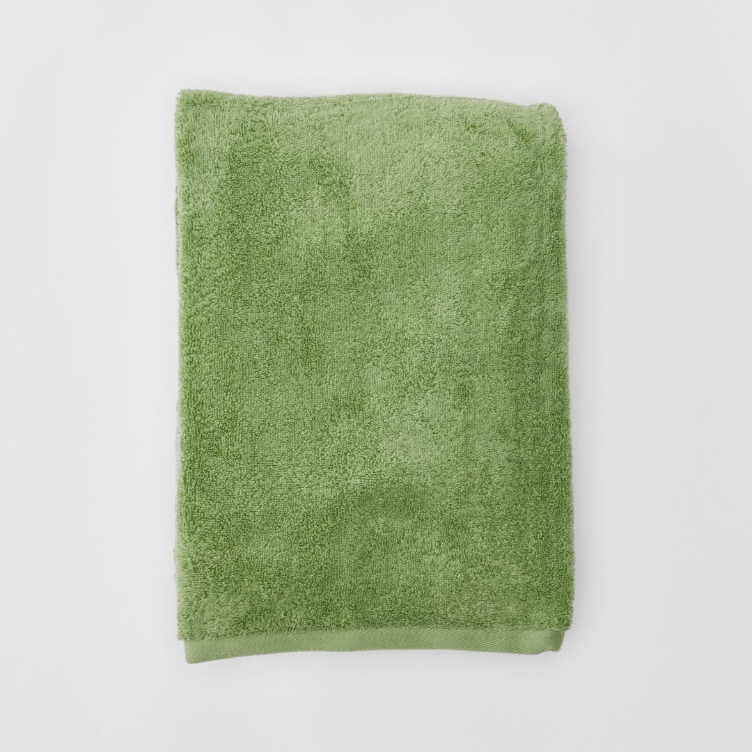 Weezie Basic Bath Towel