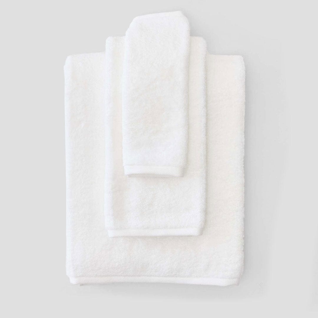 Weezie Basic Bath Sheet Linen Closet Bundle (24 pieces)