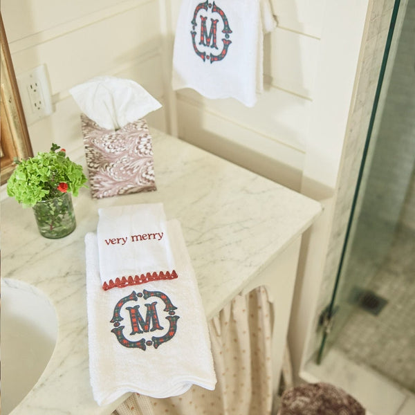 Monogrammed Luxury Scallop Hand Towels Weezie – Weezie Towels