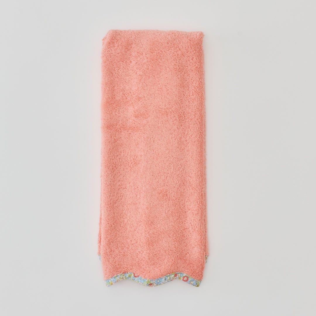 Scallop Golf Towel
