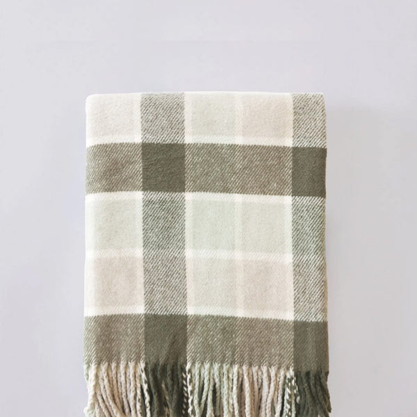 Throw Blanket – Weezie Towels - Main Image