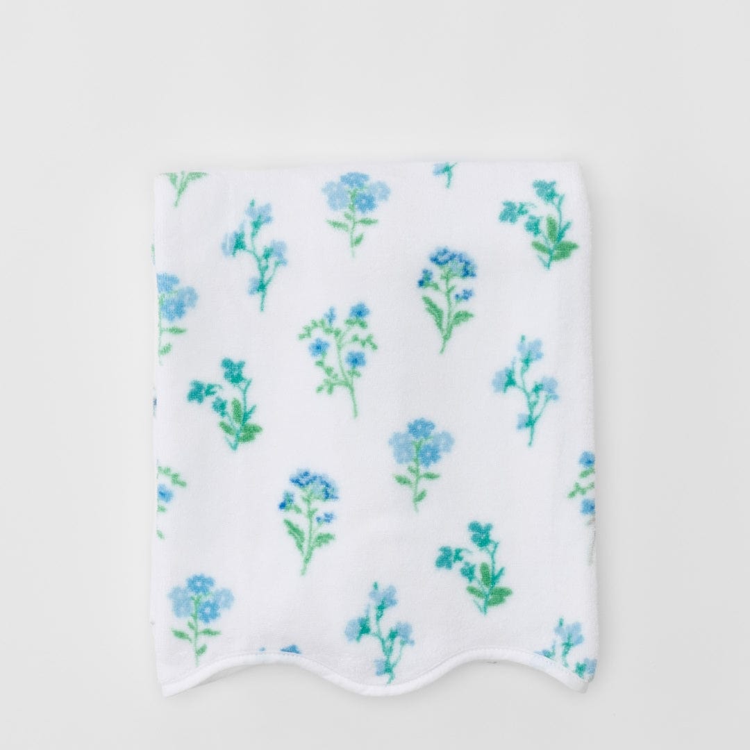 Floral Scallop Bath Towel