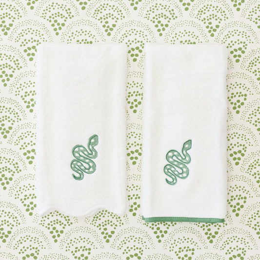 Green Snake Scallop Hand Towel