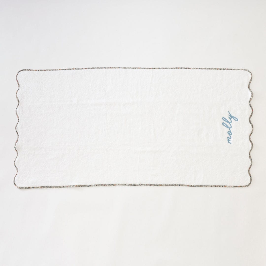 Weezie Scallop Bath Towel