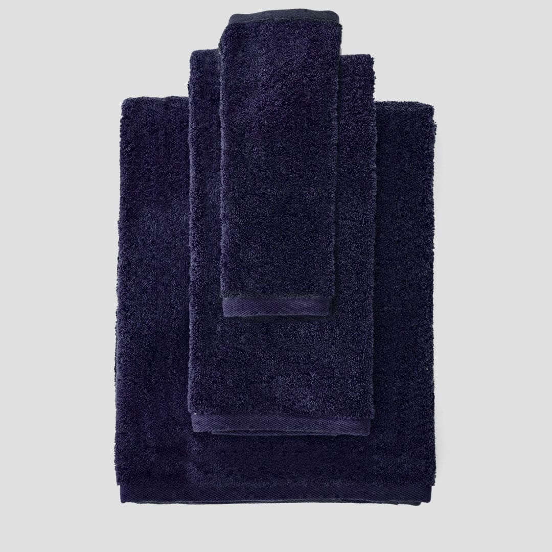 Weezie Basic Bath Sheet Linen Closet Bundle (24 pieces)