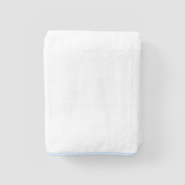 Weezie - Signature Bath Towel